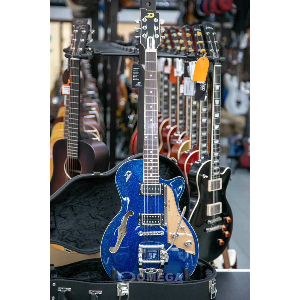 Omega Music | DUESENBERG Starplayer TV Blue Sparkle Omega Music | DUESENBERG Starplayer TV Blue Sparkle