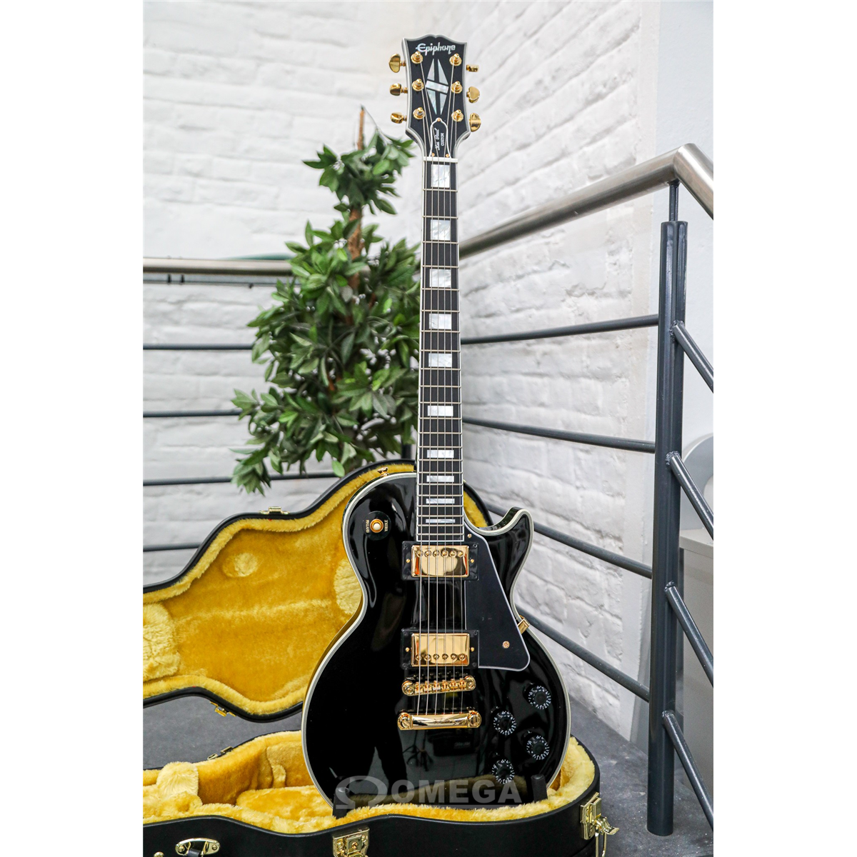 Omega Music | EPIPHONE Les Paul Custom Ebony IBGCS Omega Music | EPIPHONE Les Paul Custom Ebony IBGCS