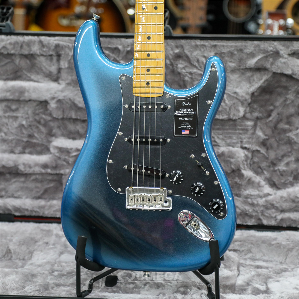 Dark knight stratocaster deals