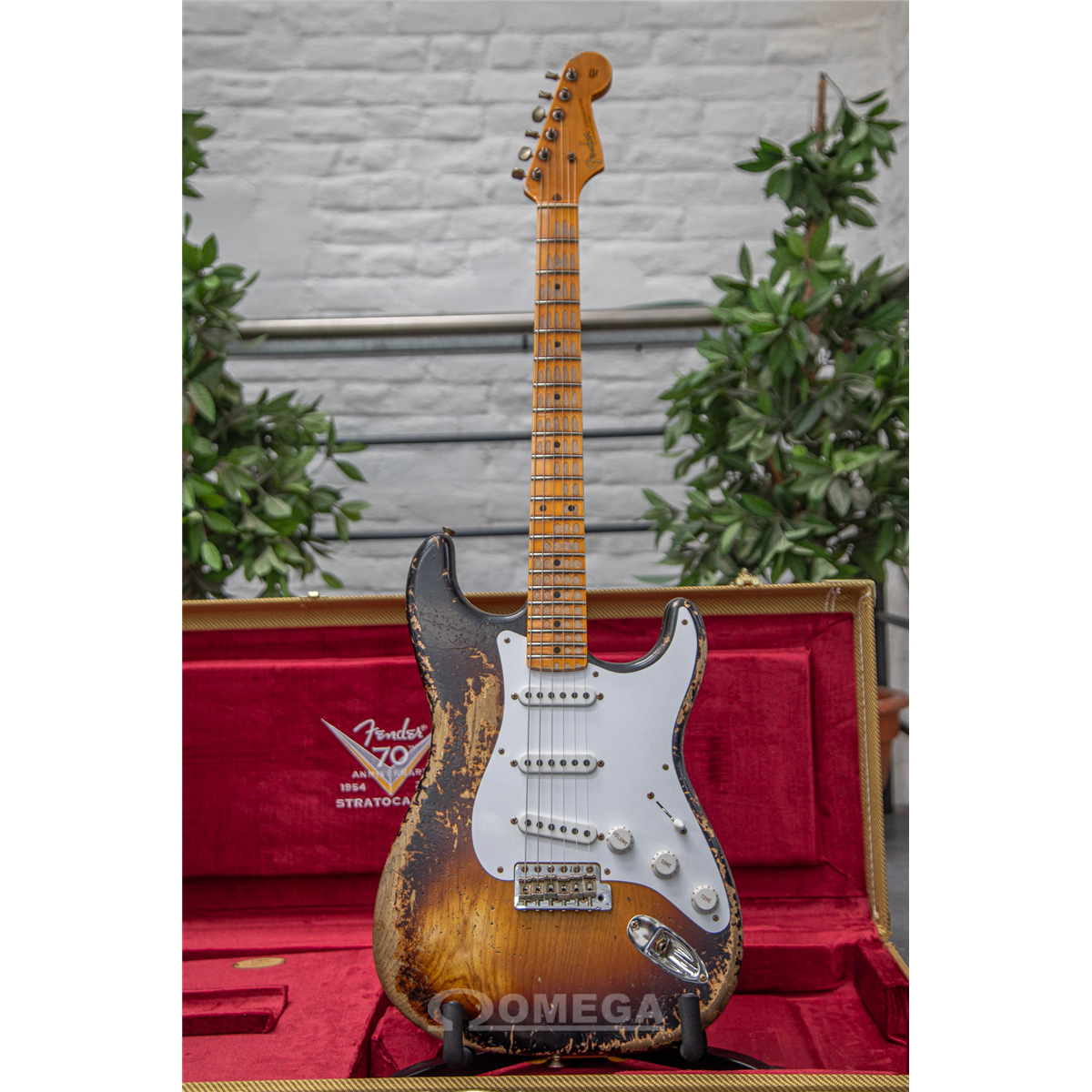Omega Music | FENDER Custom Shop 70th Anniversary 1954 Omega Music | FENDER Custom Shop 70th Anniversary 1954