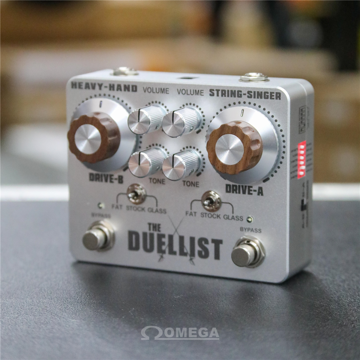 Omega Music | KingTone The Duellist Dual Overdrive Silver Omega Music | KingTone The Duellist Dual Overdrive Silver